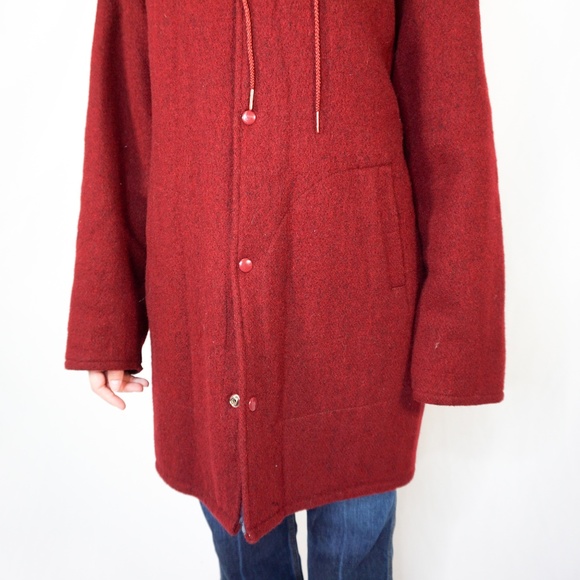 29. VINTAGE Cherry Grove Fire Dept. Red Lined Coat - Picture 7 of 7